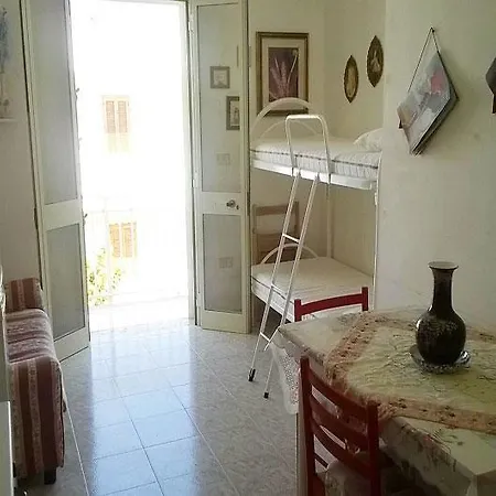 بيت للعطل Leopardi Holiday *