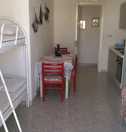Leopardi Holiday